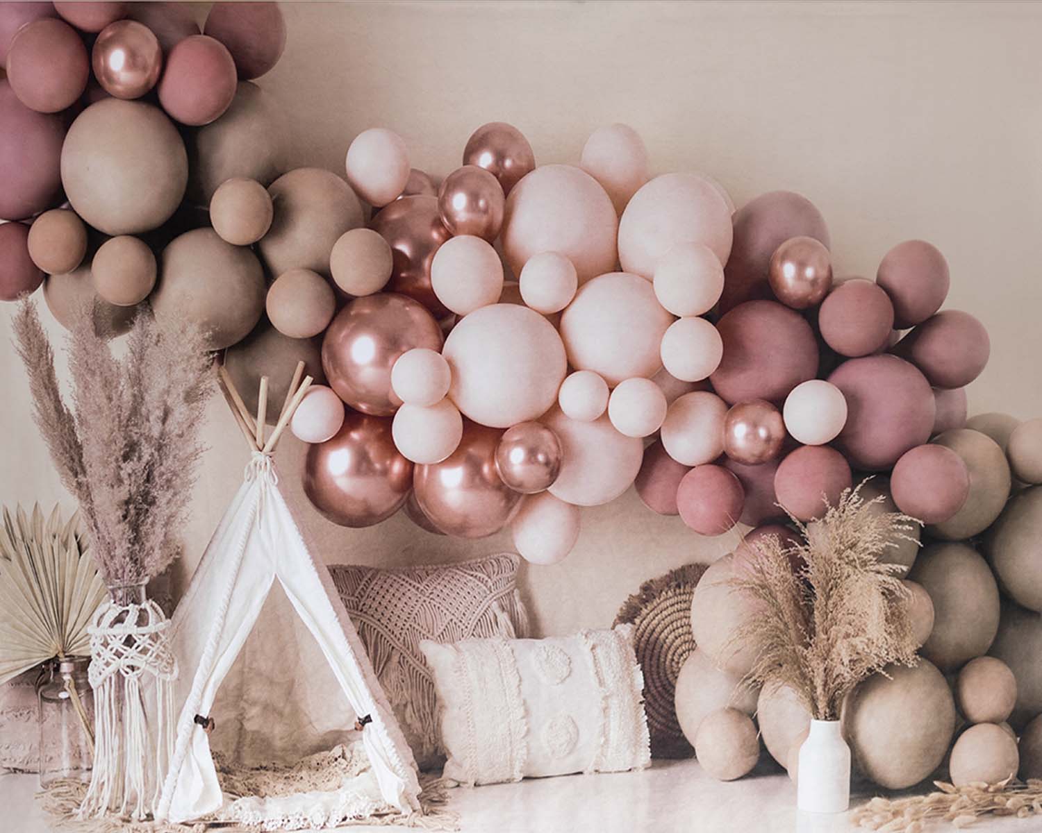 Boho Ballon Arch Theme for Cake Smash - YanetLar Photographer